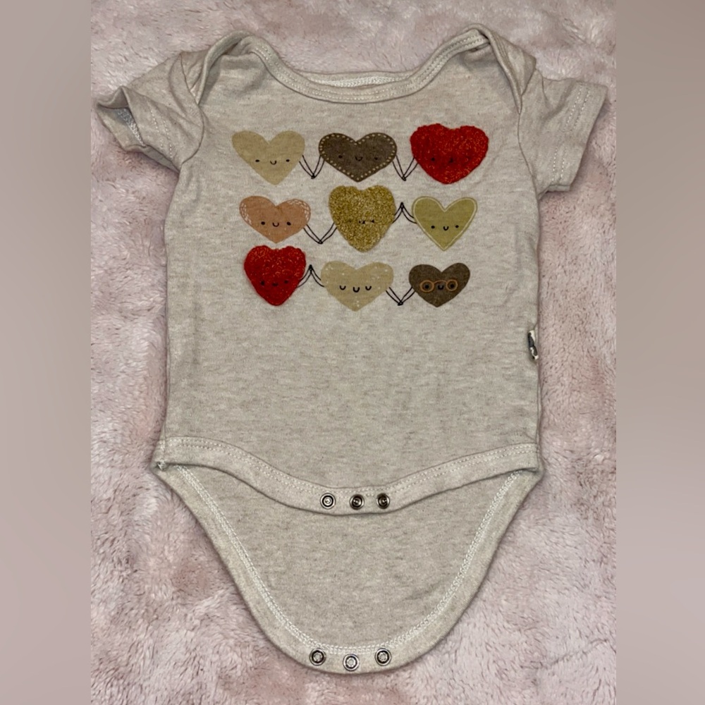 BUNDLE! Two for One(sie) 🌞 (2 items included; 0-3 Months)